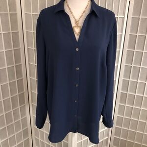 J JILL blue blouse in new condition. Perfect for work or going out. Size M NWOT